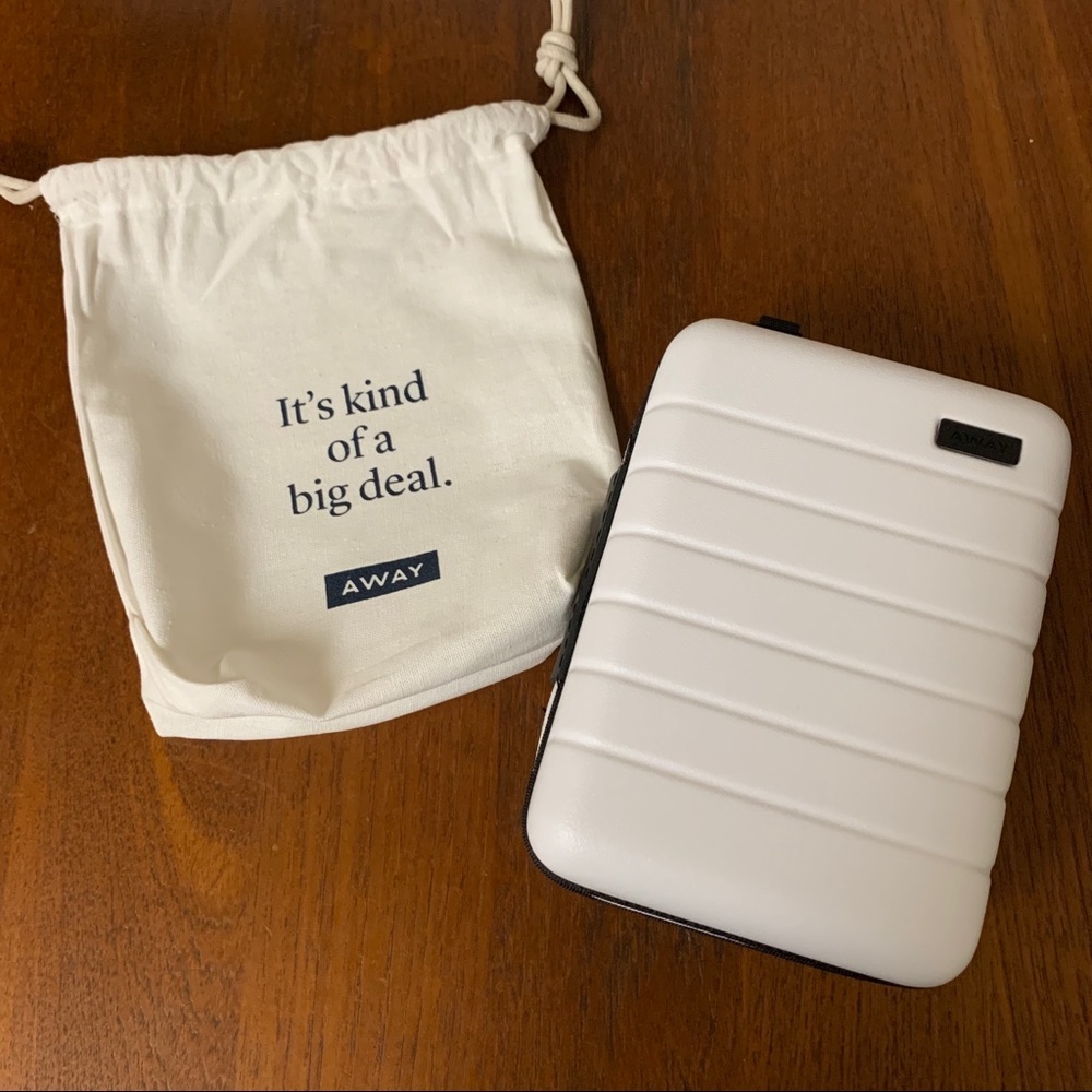 Away Mini Suitcase in White